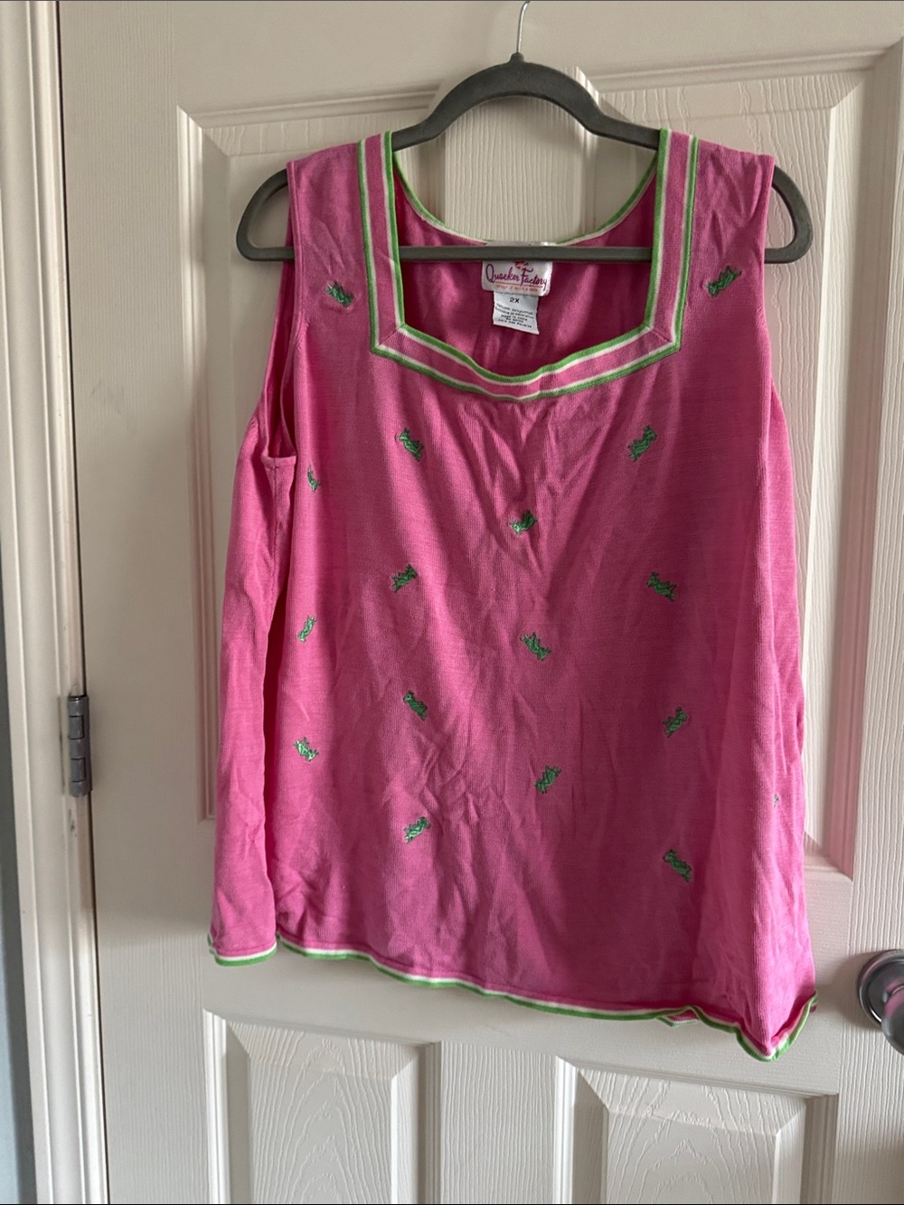 Vintage Pink Sleeveless Embroidered Tank Top